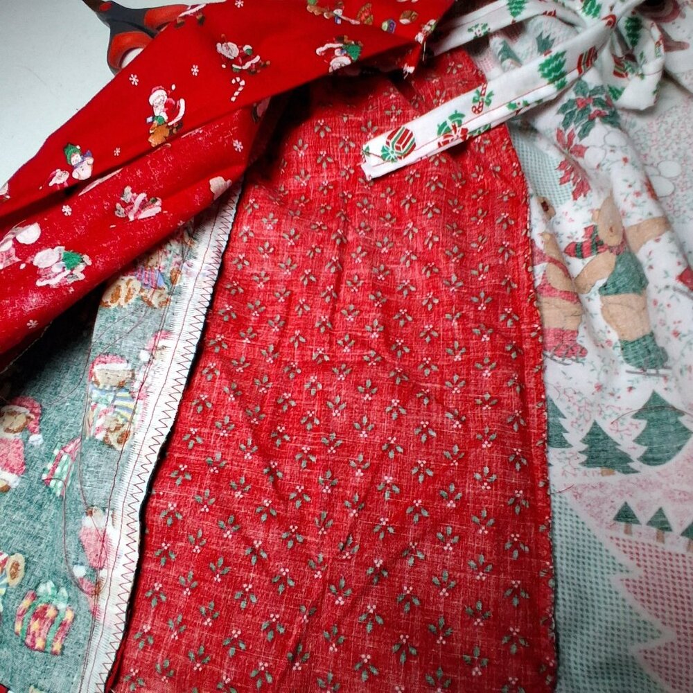 Handmade Christmas Teddy Bear Apron Patchwork Holiday One Of A Kind Homemade - Picture 14 of 15